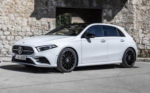 Mercedes-Benz A180 d AMG Line 2018 года (WW)